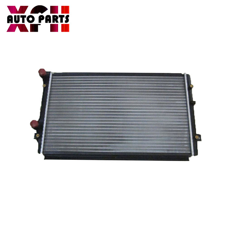 Venta caliente Venta al por mayor de conjunto de radiador de alta calidad para automóvil de China para BYD G6 TA-1301100